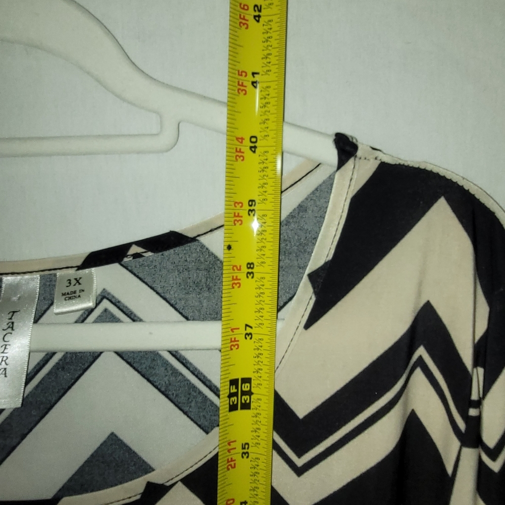 Plus size Dress - Picture 6 of 6